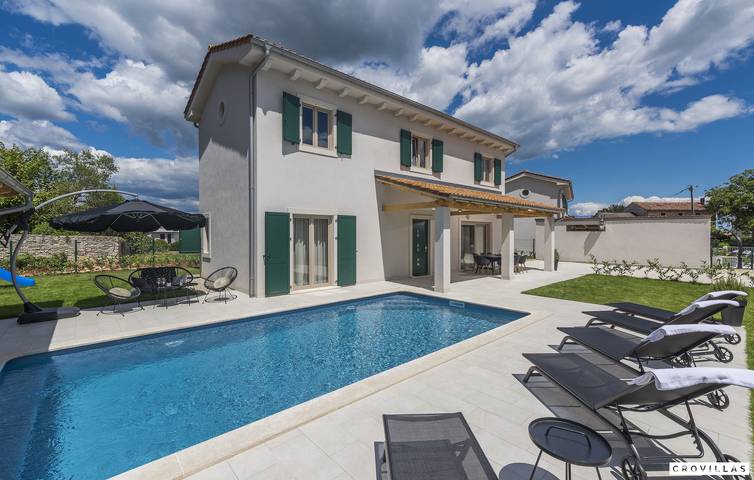 Villa pour 10 personnes, avec piscine et sauna - 1