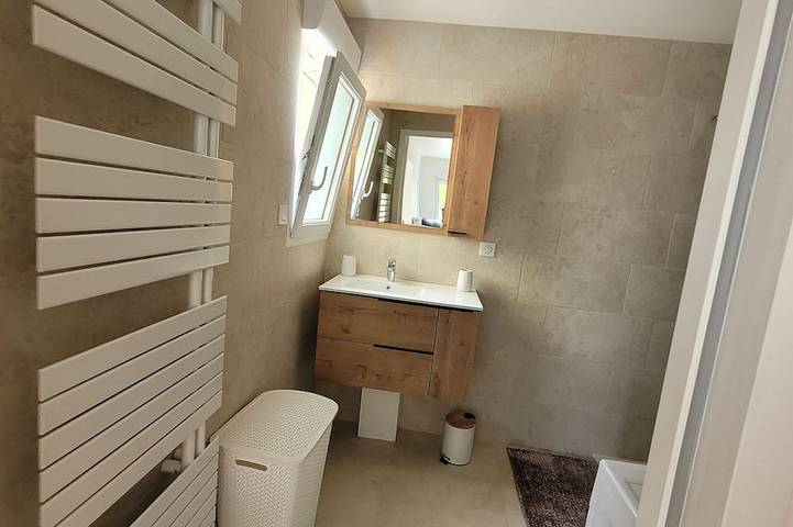 Location de vacances pour 5 personnes, avec terrasse et jardin, animaux acceptés à Créances - 3