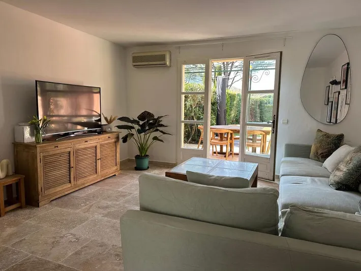 Maison de vacances pour 4 personnes, avec jardin ainsi que terrasse et piscine - 1