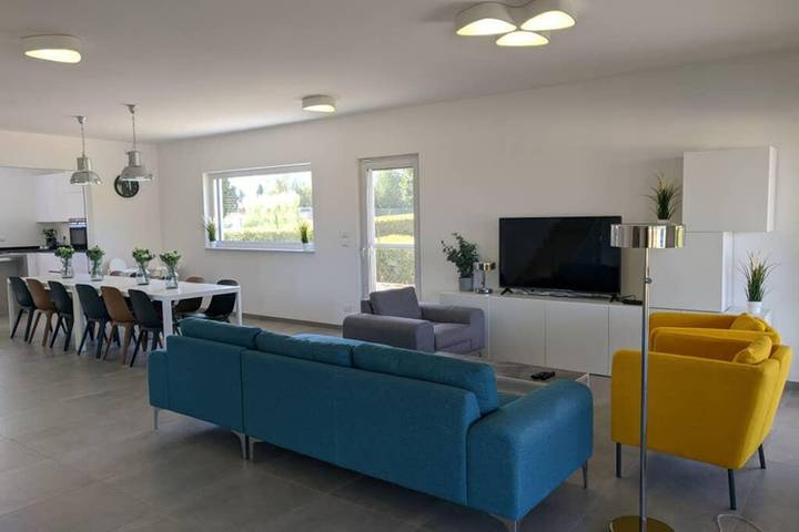 Studio pour 2 personnes, avec piscine et jardin à Allauch