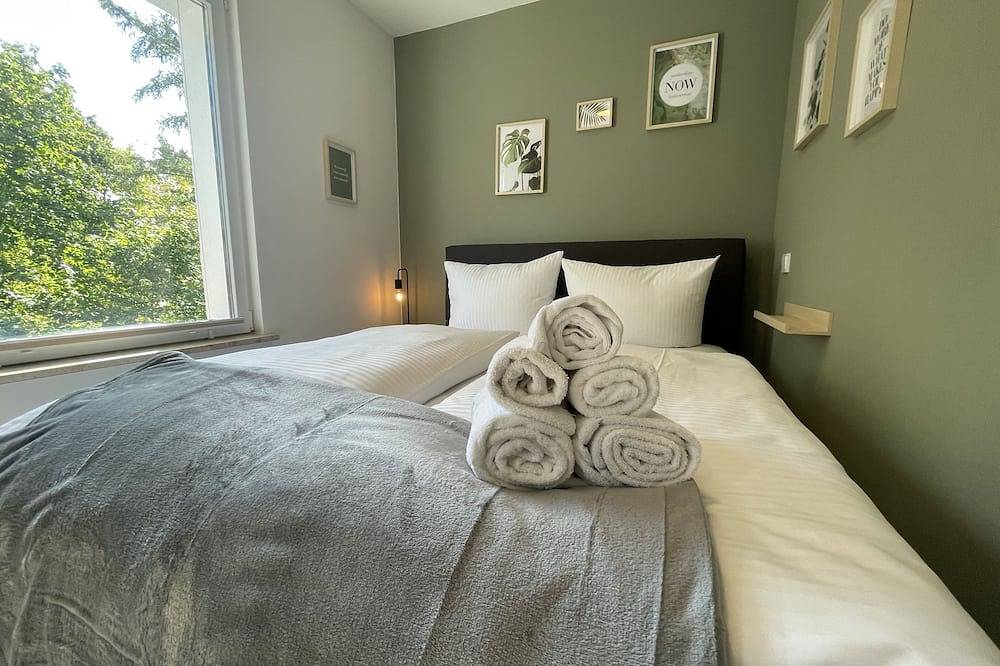 Ganze Wohnung, Vorstadtoase - 3 Pers - Badewanne, Queensize-Bett, Schlafcouch, Netflix, Parken in Eichwalde, Dahme-Seengebiet