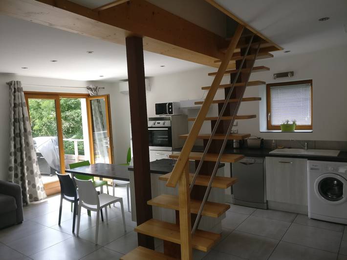 Gîte pour 6 personnes, avec jardin, animaux acceptés dans La Chapelle-de-la-Tour