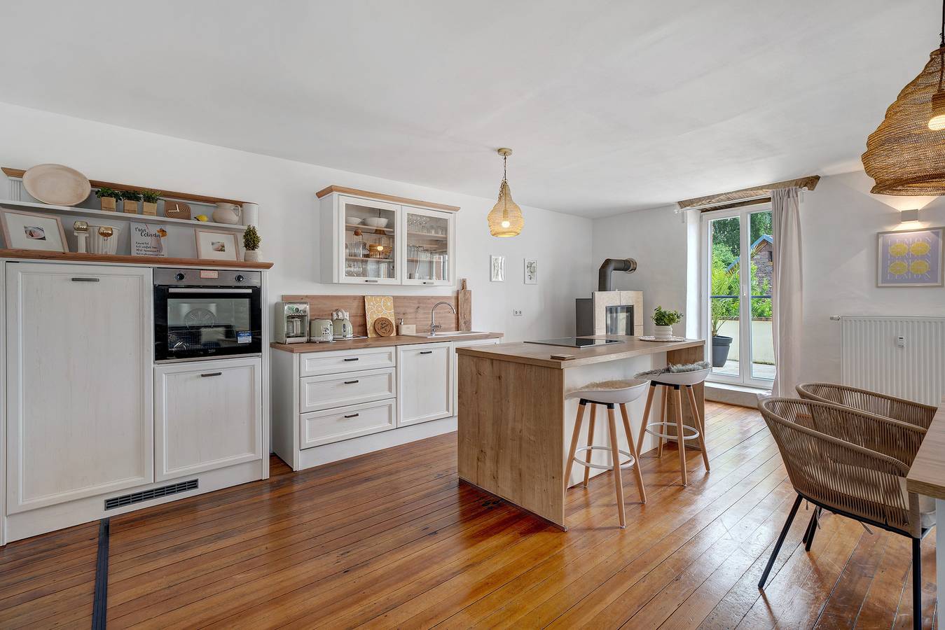 Ganze Wohnung, Ferienwohnung 'Wellness' mit Gemeinschaftsgarten, Balkon und Wi-Fi in Bahlingen, Kaiserstuhl