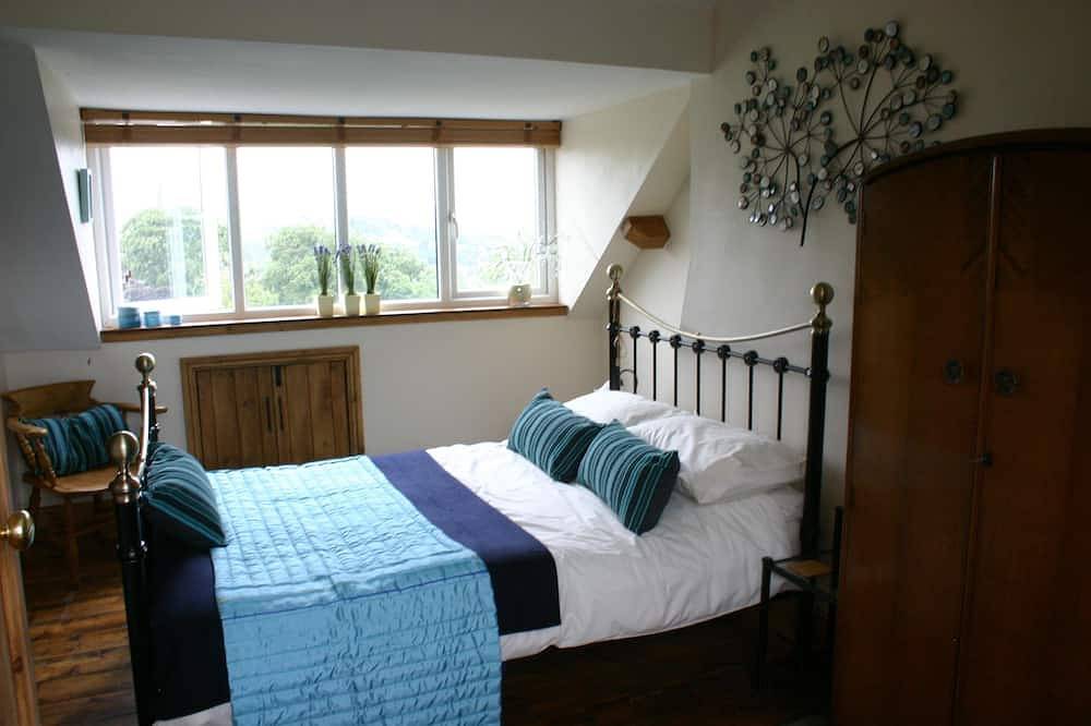 Bakewell  Stone Cottage/Sleeps 4/Log Burning Stove/Parking /2 Bathrooms/ Wifi in Bakewell, Derbyshire