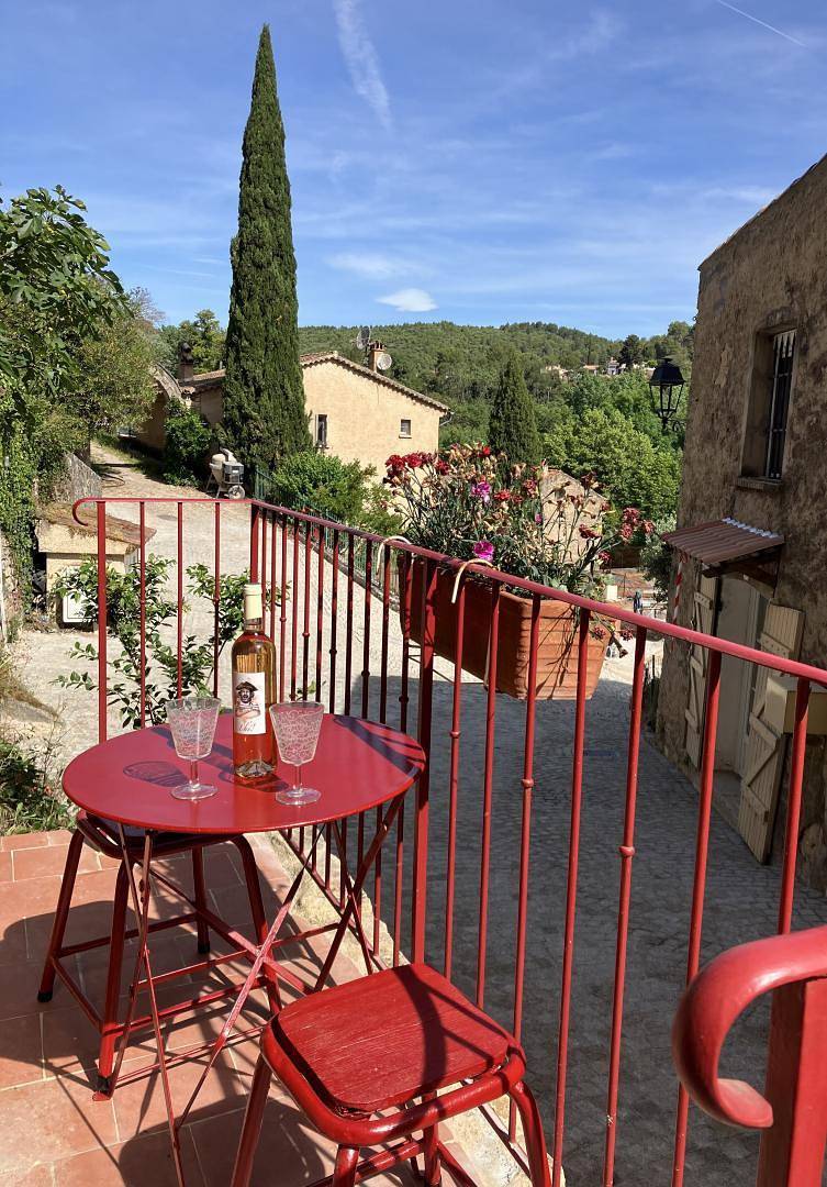 La Tourelle aux hirondelles in Entrecasteaux, Région de Brignoles