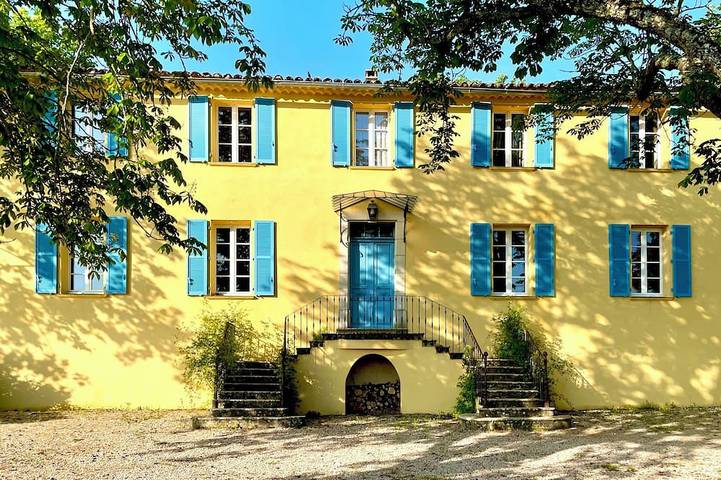 Château pour 50 personnes en Provence