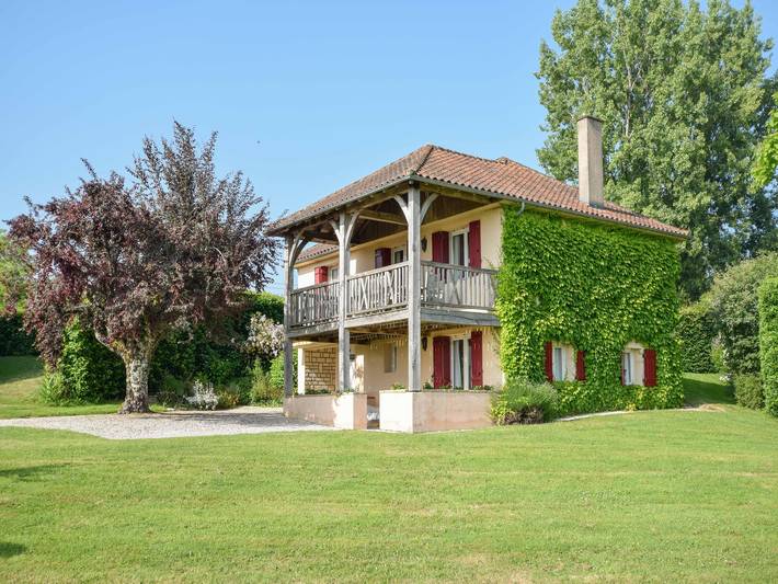Maison de vacances pour 6 personnes, avec terrasse ainsi que piscine et jardin, animaux acceptés
