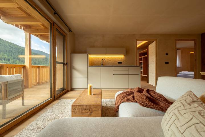 Ferienwohnung für 3 Personen, mit Balkon und Garten sowie Sauna