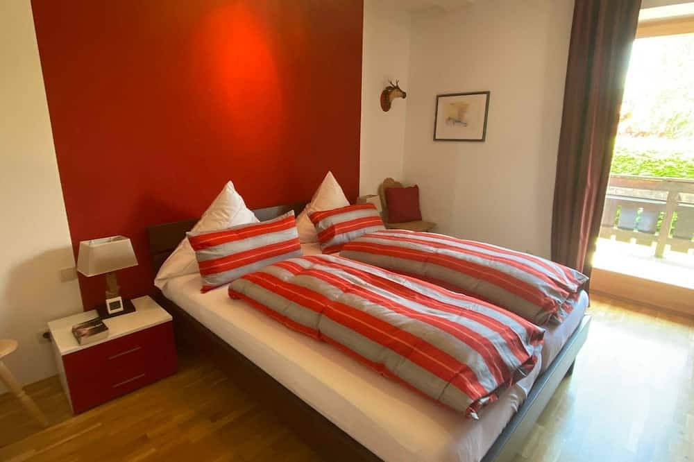 Entire apartment, Apartment Niekerken - Apartment in Rottach-Egern, Bavarian Alps