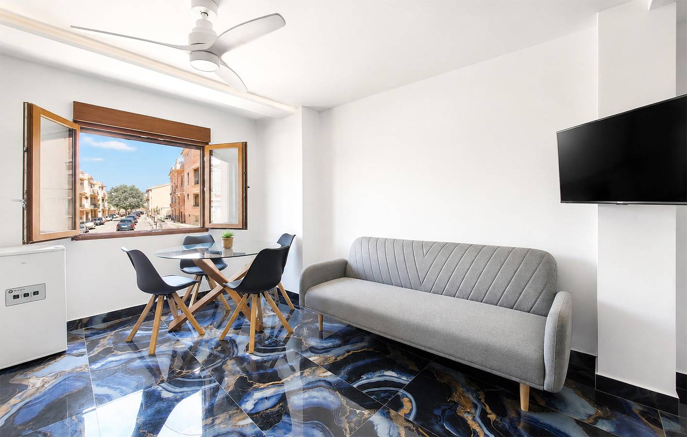 Apartamento vacacional entero, Acogedor apartamento con wifi, aire acondicionado y aparcamiento cerca de Villar del Arzobispo in Villar del Arzobispo, Provincia de Valencia