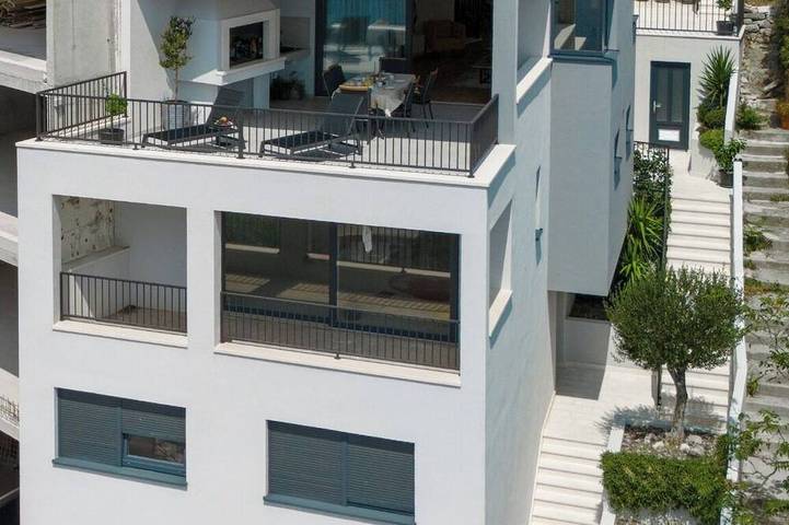 Villa für 6 Personen in Brela