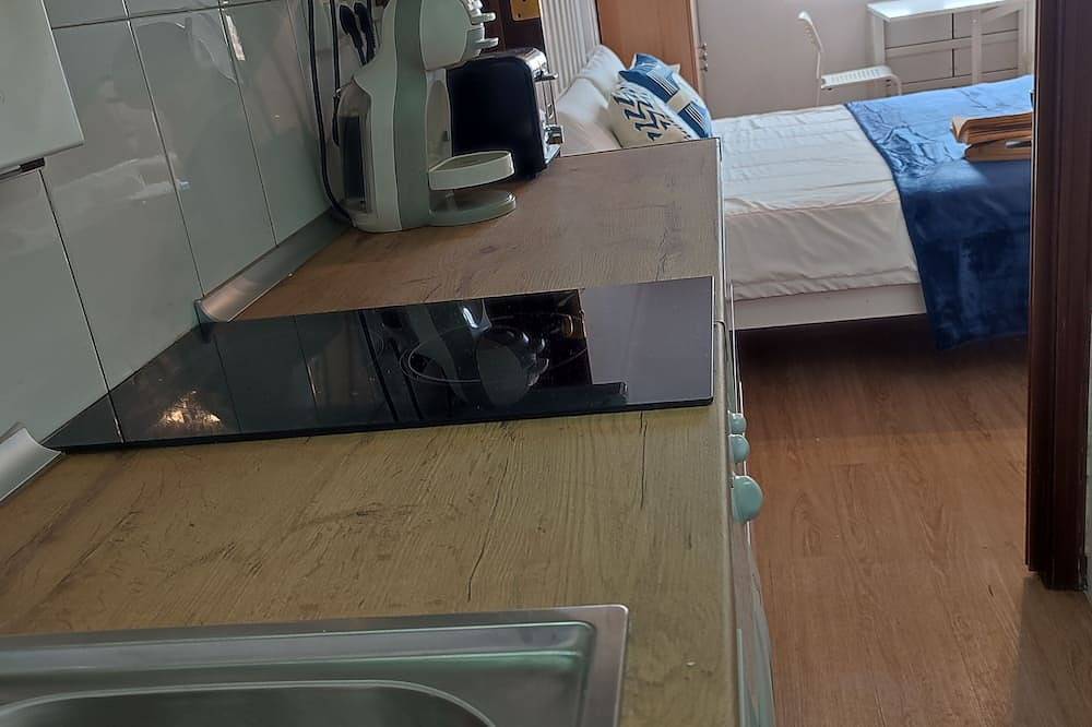 Ganze Wohnung, Studio mit Parkplatz an der Tür und Wifi. in Santander, Kantabrische Küste