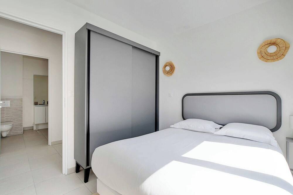 Ganze Wohnung, Elegantes Apartment – 1Bdr/2P – In der Nähe von Paris und La Défense in Suresnes, Hauts-de-Seine