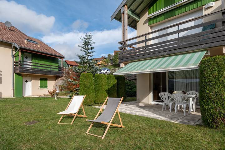 Ganze Wohnung, Charmantes Apartment im Chalet, ebenerdig mit Gartenterrasse in Gérardmer, Regionaler Naturpark Belchen der Vogesen