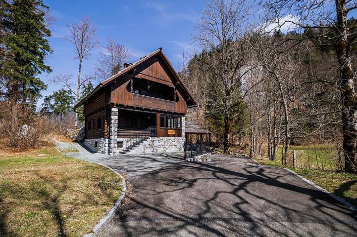 Ferienhaus für 10 Personen, mit Balkon