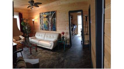 Cabin Rentals And Lodges for 7 Guests in Manitoba, Canada, Picture 2