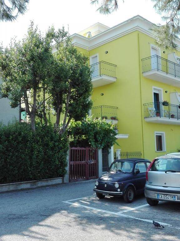 Ferienwohnung für 4 Personen, mit Terrasse und Ausblick - 1