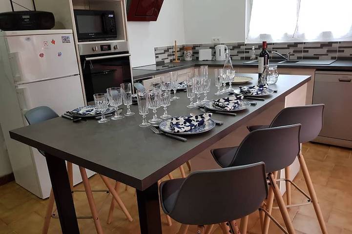 Location de vacances pour 6 personnes, avec jardin et terrasse, animaux acceptés à Nissan-lez-Enserune