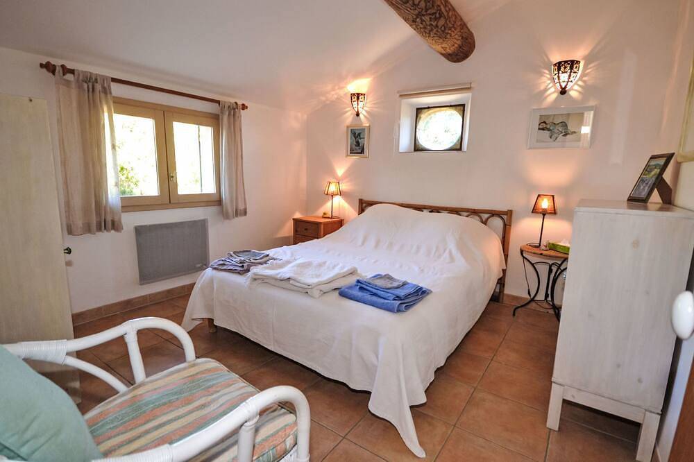 Les Cairnes in Viens, Regionaler Naturpark Luberon