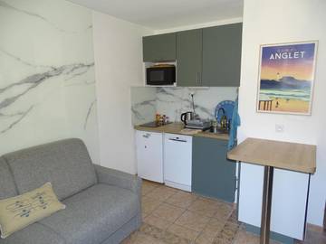 Gîte pour 4 personnes, avec piscine ainsi que vue et balcon dans Le Phare (Biarritz)