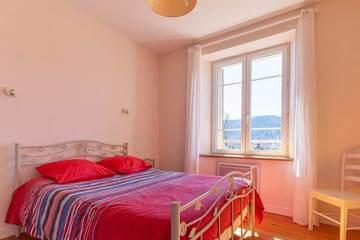 Location De Vacances pour 6 Personnes dans Chambon-sur-Lac, Massif central, Photo 3