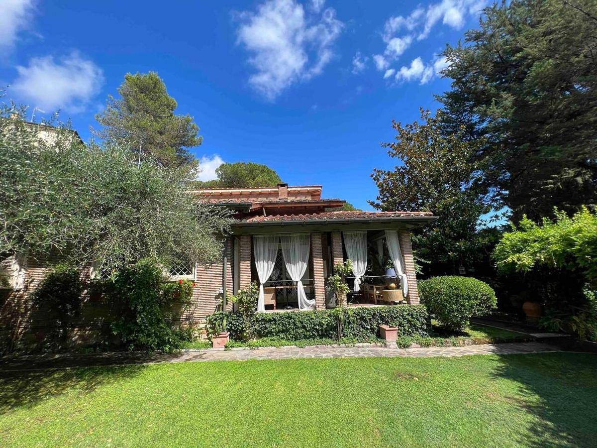 Chalet Marmont Rome in Roma, Provincia di Roma