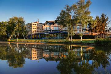 Hôtel pour 4 personnes, avec jardin et terrasse dans Les Balnéades (Ardon)