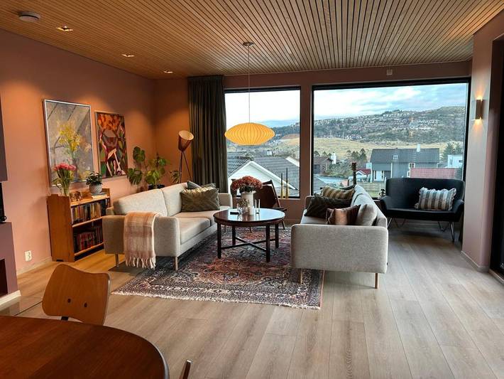 Villa für 6 Personen, mit Ausblick und Garten sowie Terrasse - 1