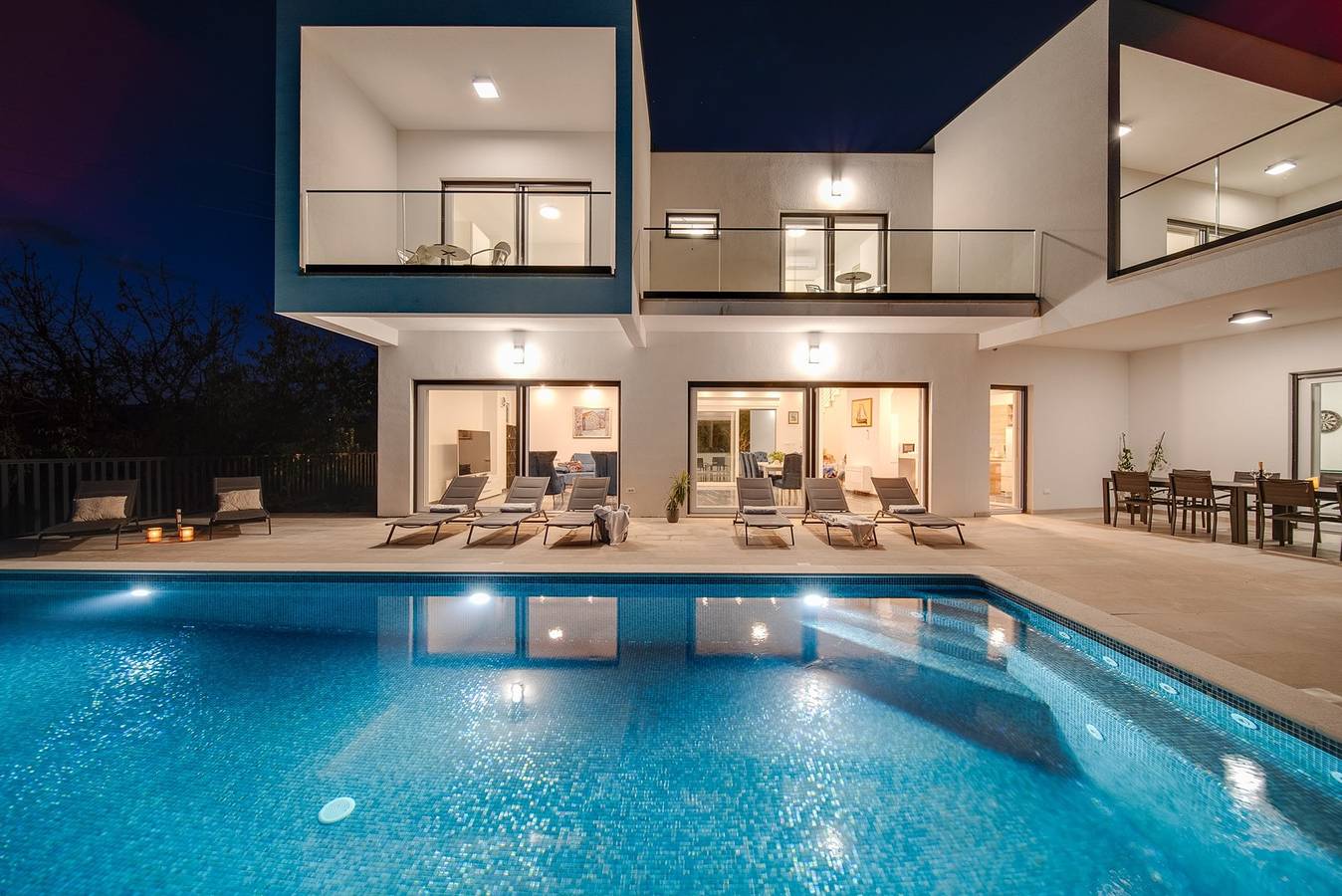  5-bedroom Villa Giro with heated swimming pool in Slime, Dalmatinisches Zagora