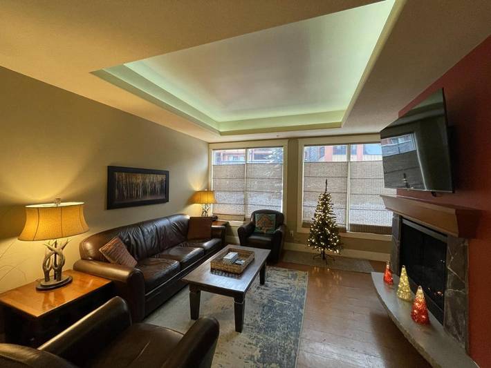 Vakantiewoning voor 6 personen, with kinderzwembad and zwembad as well as tuin and whirlpool in Banff Nationaal Park