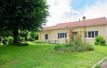 Location de vacances pour 6 personnes, avec jardin à Rouilly-Sacey