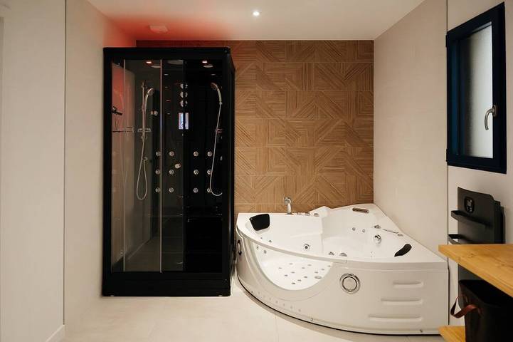Gîte La Parenthèse - Hammam & balneotherapy near Saint-Malo and Mont Saint Michel in Dol-de-Bretagne, Región de Saint-Malo
