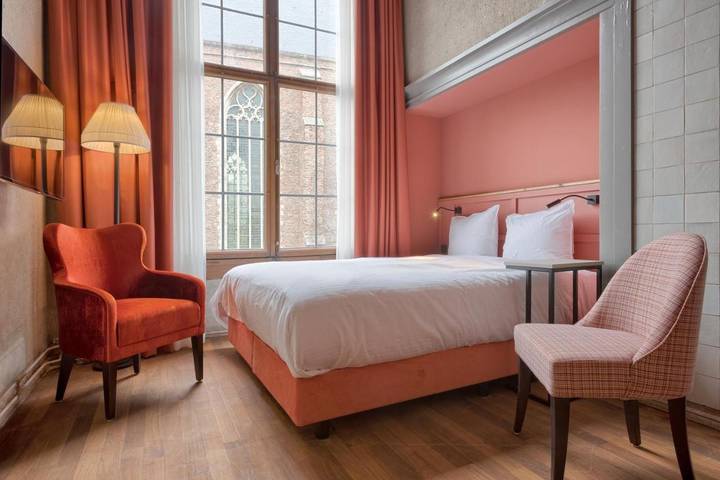 Hotel für 2 Personen, mit Terrasse und Whirlpool sowie Garten und Sauna in Middelburg - 3