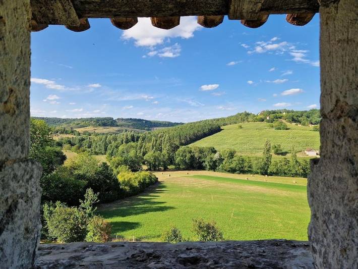 Location de vacances pour 21 personnes, avec piscine et vue à Léguillac-de-l'Auche - 4