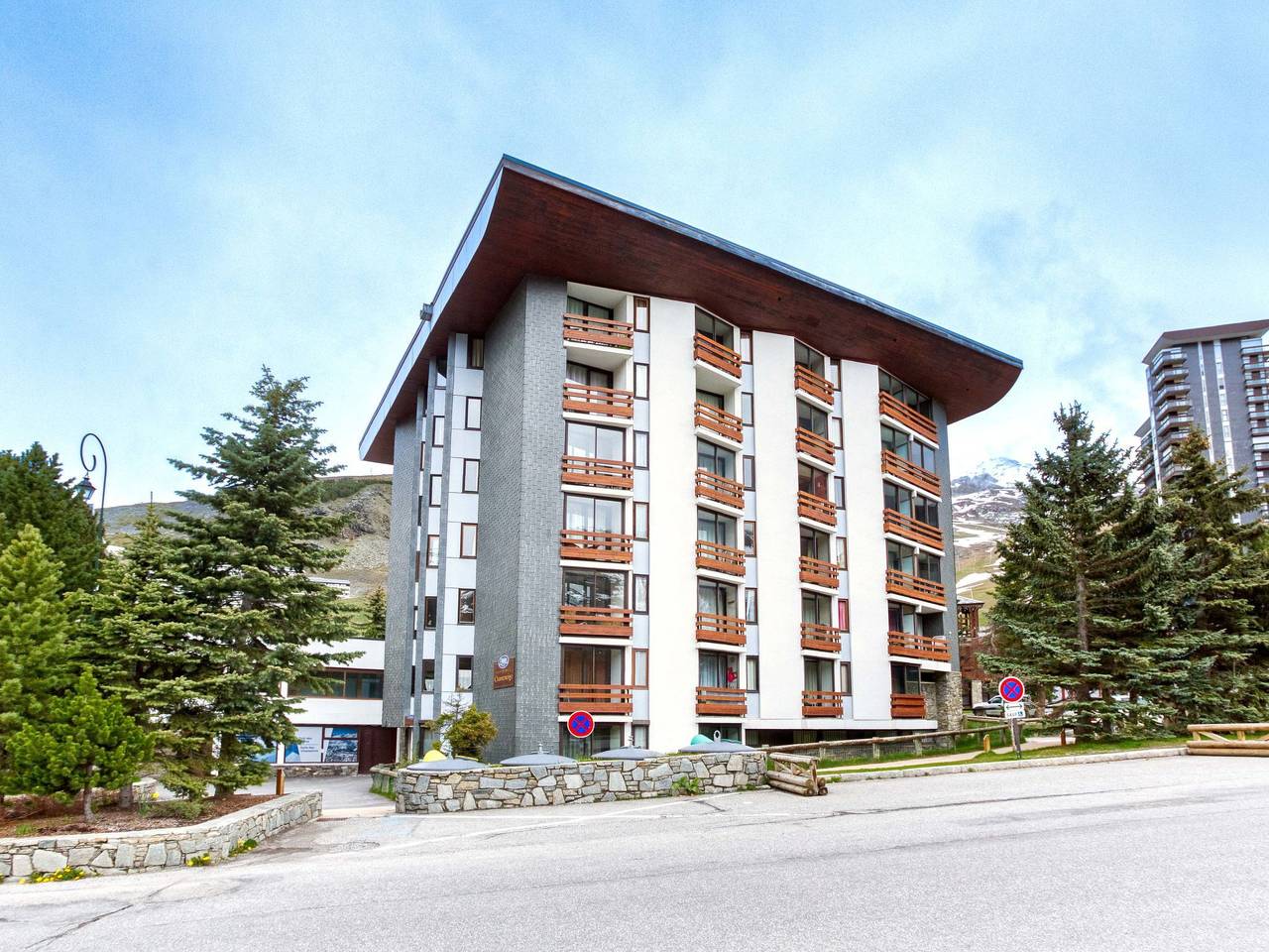 Entire apartment, Chanteneige 608 La Croisette in Les Menuires, Saint-Martin-de-Belleville