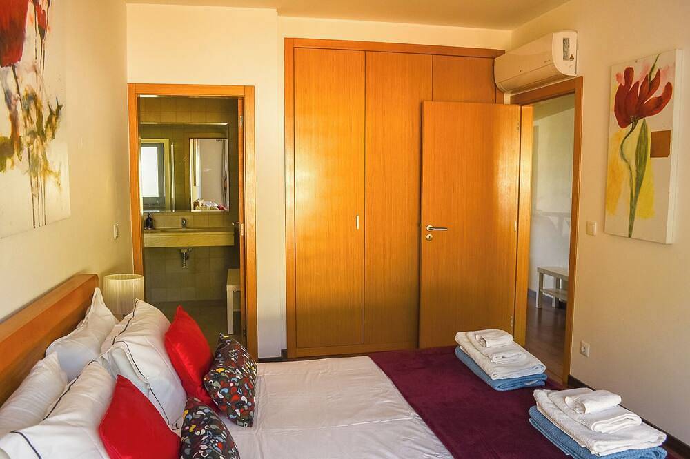 Ganze Wohnung, Perfekt gelegene Wohnung. In der Nähe der Stadt und der Strände. in Fuseta, Moncarapacho e Fuseta