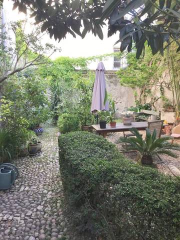 Chambre d’hôte pour 4 personnes, avec jardin et vue, animaux acceptés à Arles