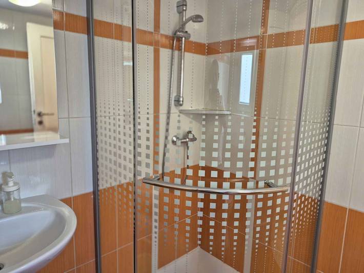 Ganze Ferienwohnung, Ferienwohnung mit Klimaanlage und Internet in Strandnähe in Rabac, Labin-Rabac