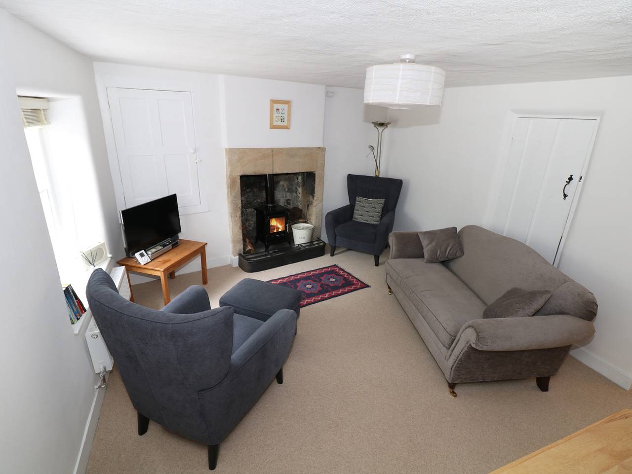 Gritstone Cottage in Great Longstone, Derbyshire