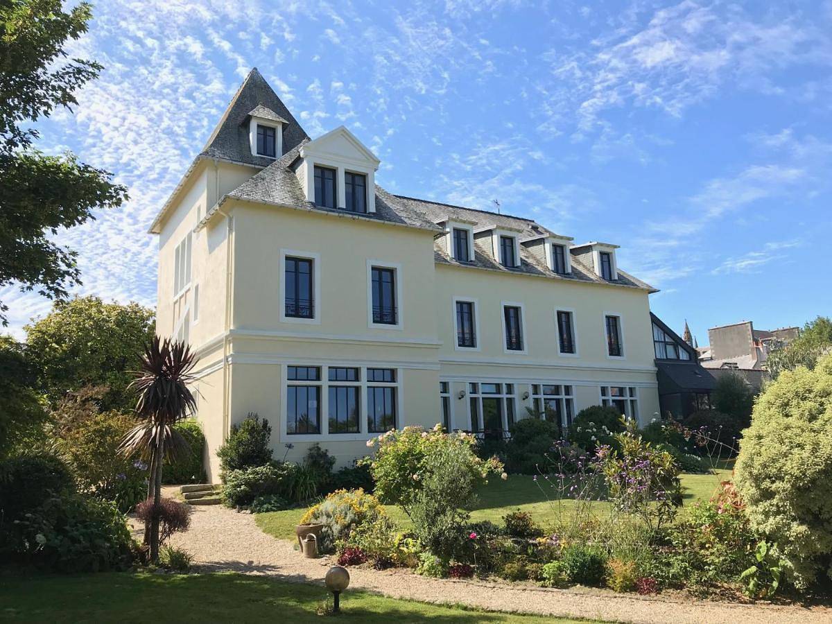 Hotel de France in Saint-Pol-de-Léon, Ceinture Dorée