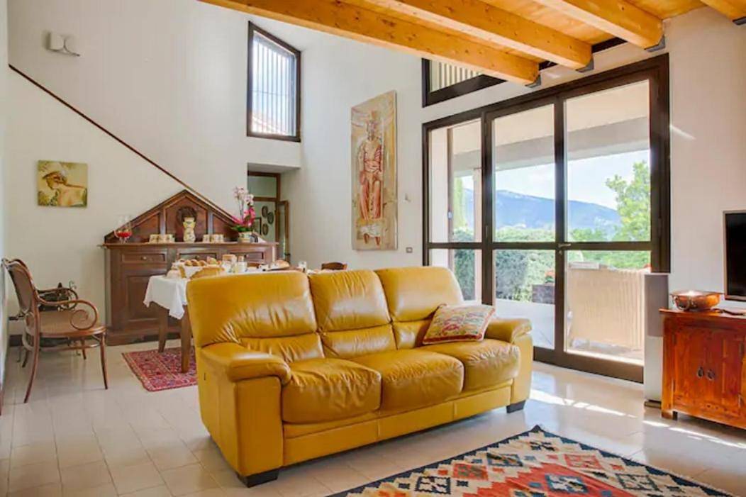 Carmen de Nella Eco Lodge 4* in Caprino Veronese, Garda Bergen