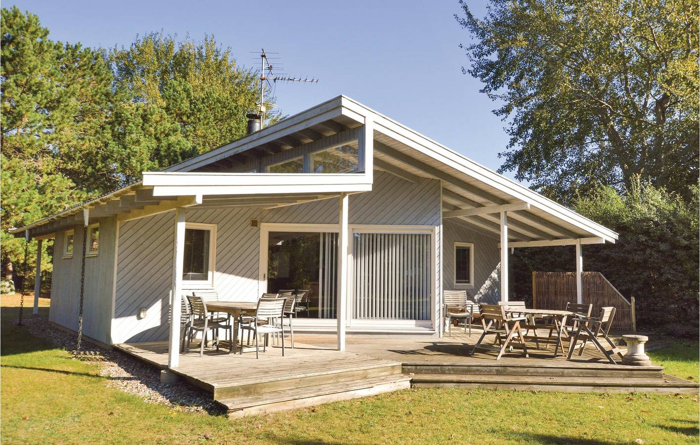 Ferienhaus für 8 Personen mit Terrasse in Yderby Lyng, Sjællands Odde