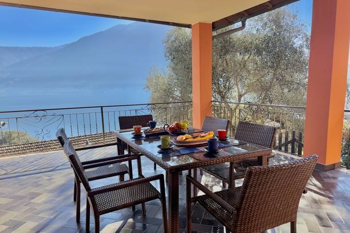 Ferienwohnung für 6 Personen, mit Seeblick und Terrasse am Comer See - 3