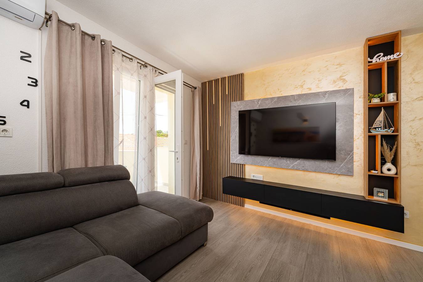 Cały apartament, Sea view apartment Klara in Szybenik, Żupania szybenicko-knińska