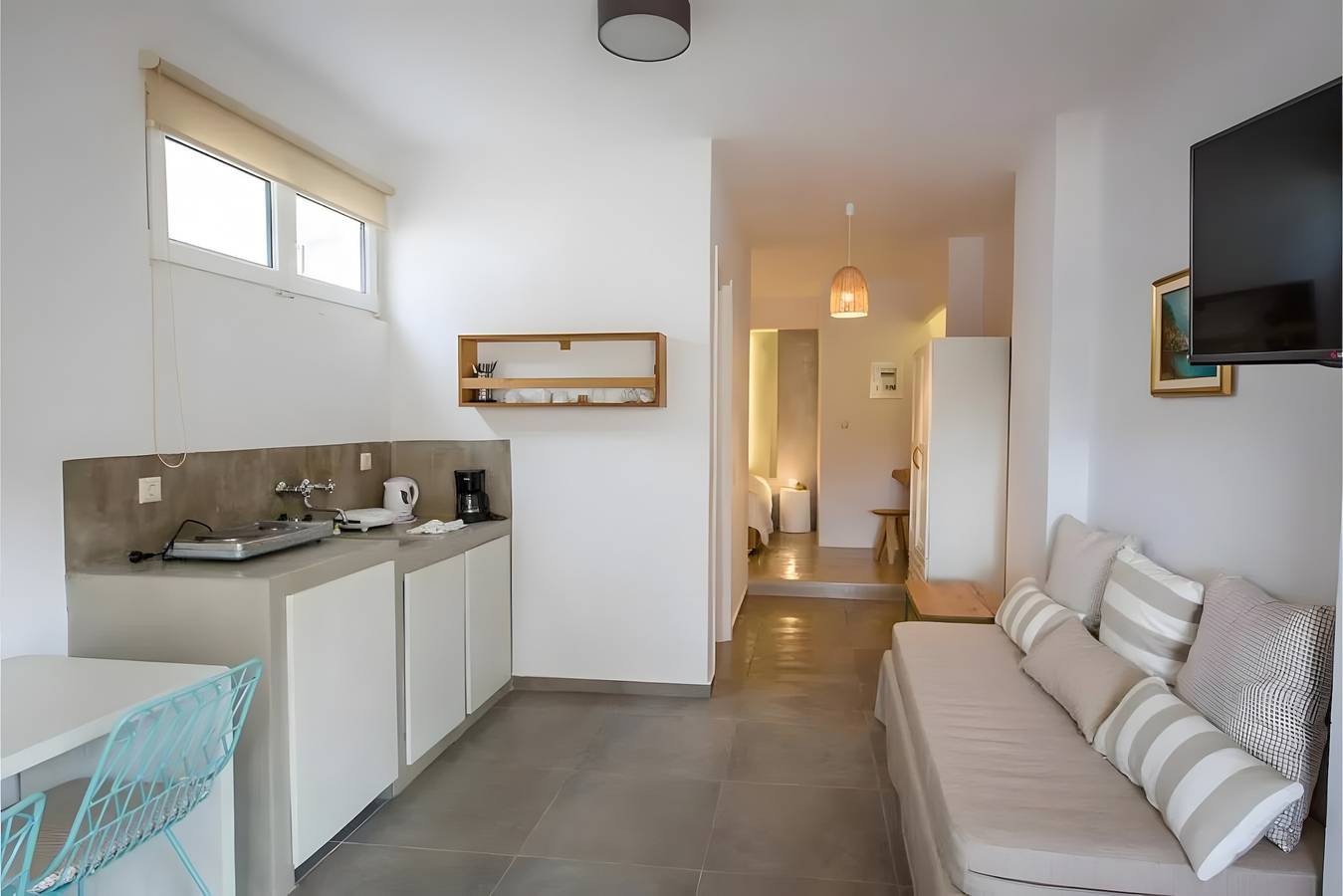 Geheel appartement, Appartement 'Irene 14 Superior 2' met Uitzicht op Zee, Wifi en Airconditioning in Andros