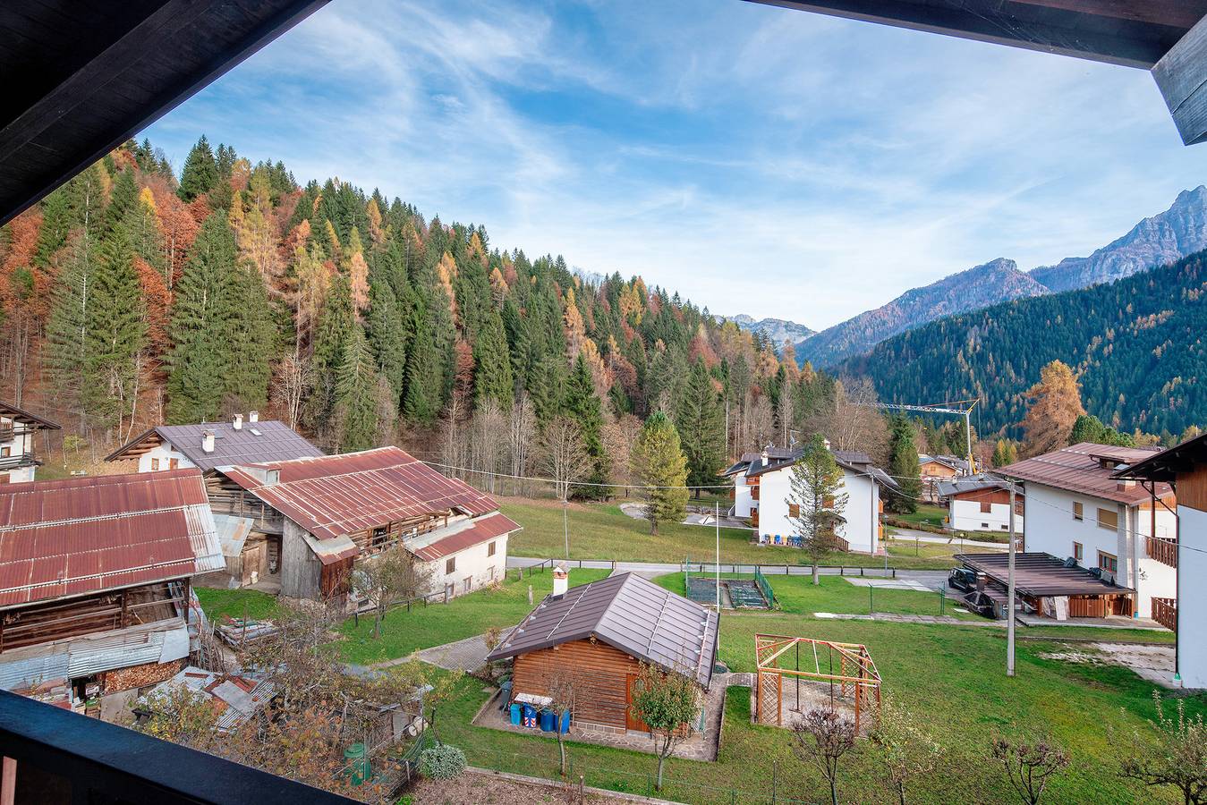 Appartamento intero, Appartamento 'Campido' con vista sulle montagne, giardino in comune e balcone in Falcade, Dolomiti Superski