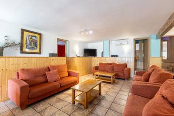 Casa Rural para 28 Personas en Burgohondo, Valle del Alberche, Foto 2