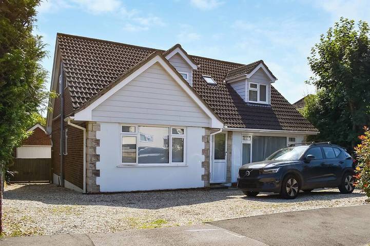 Cottage for 9 people, with Garden in Lymington