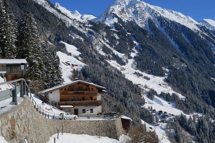 Ferienwohnung für 8 Personen, mit Balkon