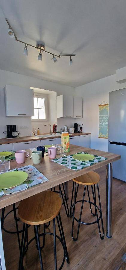 Location de vacances pour 13 personnes, avec vue ainsi que piscine et jardin à Saint-Esteben - 3